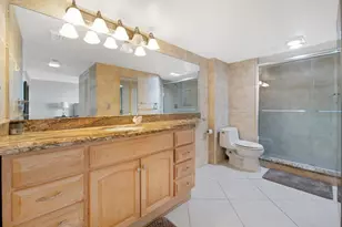 2400 Presidential Way, West Palm Beach, FL 33401 - Photo 16