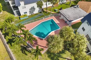 8000 Lagos De Campo Blvd, Tamarac, FL 33321 - Photo 32