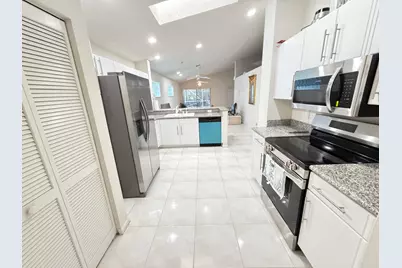 9706 Harbour Lake Circle, Boynton Beach, FL 33437 - Photo 20