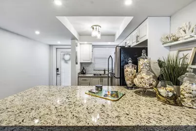 40 Isle Of Venice Drive #9, Fort Lauderdale, FL 33301 - Photo 6