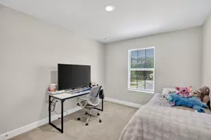 674 NE Turtleback Trail, Port Saint Lucie, FL 34983 - Photo 24
