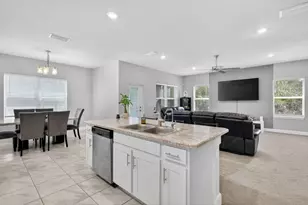 674 NE Turtleback Trail, Port Saint Lucie, FL 34983 - Photo 12