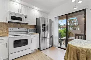 5200 E Club Cir, Boca Raton, FL 33487 - Photo 6