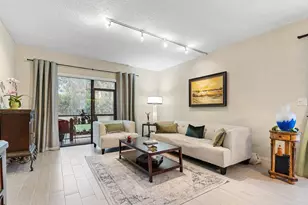 5200 E Club Cir, Boca Raton, FL 33487 - Photo 12