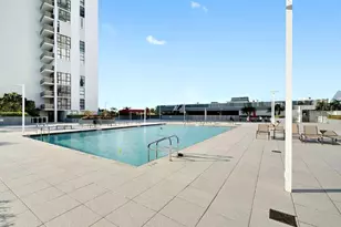 3675 N Country Club Dr, Aventura, FL 33180 - Photo 20