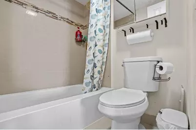 3675 N Country Club Drive #2401, Aventura, FL 33180 - Photo 10