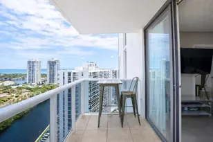 3675 N Country Club Dr, Aventura, FL 33180 - Photo 4
