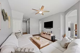 214 River Bluff Ln, Royal Palm Beach, FL 33411 - Photo 10
