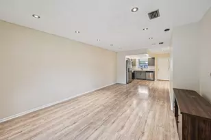 6001 Shaker Wood Cir, Tamarac, FL 33319 - Photo 10