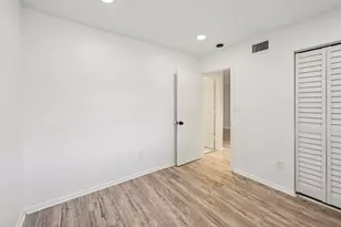 6001 Shaker Wood Cir, Tamarac, FL 33319 - Photo 16