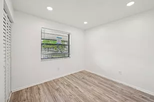 6001 Shaker Wood Cir, Tamarac, FL 33319 - Photo 14
