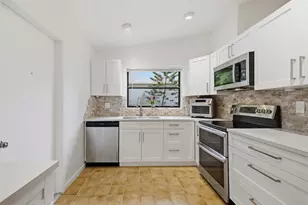 56 Baytree Cir, Boynton Beach, FL 33436 - Photo 12