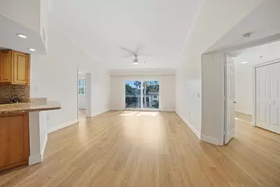 2009 SE 10th Avenue #309, Fort Lauderdale, FL 33316 - Photo 8