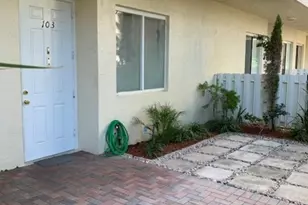 3500 Oaks Clubhouse Dr, Pompano Beach, FL 33069 - Photo 18