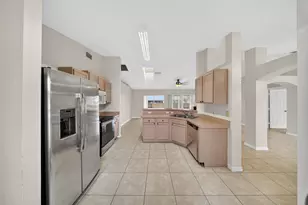 1044 SW Payne Ave, Port Saint Lucie, FL 34953 - Photo 8