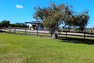 8121 NW 58th Ln, Okeechobee, FL 34972 - Photo 14
