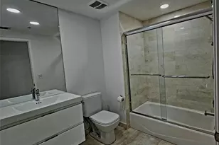 17301 Biscayne Blvd, North Miami Beach, FL 33160 - Photo 16