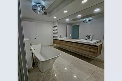 17301 Biscayne Boulevard #406, North Miami Beach, FL 33160 - Photo 18