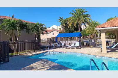 150 Riviera Circle, Weston, FL 33326 - Photo 10