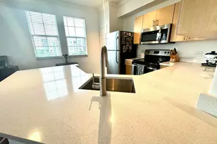 533 NE 3rd Ave, Fort Lauderdale, FL 33301 - Photo 4