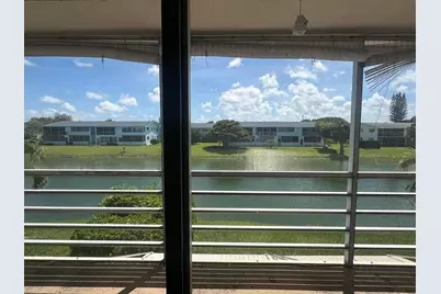 72 Northampton D, West Palm Beach, FL 33417 - Photo 2