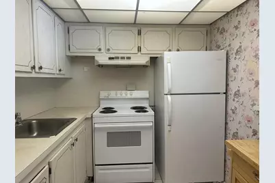 72 Northampton D, West Palm Beach, FL 33417 - Photo 10
