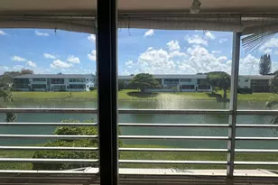72 Northampton D, West Palm Beach, FL 33417 - Photo 2