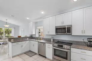 3138 SE Brierwood Pl, Stuart, FL 34997 - Photo 24
