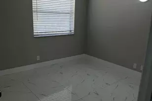 4881 Arjaro Dr, West Palm Beach, FL 33407 - Photo 12