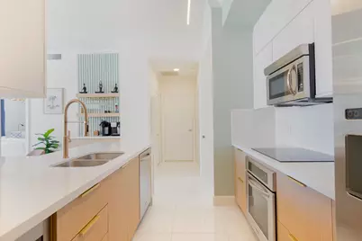 550 Okeechobee Boulevard #Uph-15, West Palm Beach, FL 33401 - Photo 6