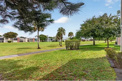 7321 NW 18th Street #107, Margate, FL 33063 - Photo 8