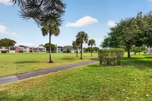 7321 NW 18th St, Margate, FL 33063 - Photo 12