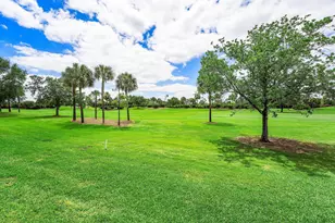 136 Coral Cay Dr, Palm Beach Gardens, FL 33418 - Photo 2