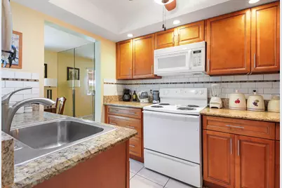 3186 Via Poinciana #110, Greenacres, FL 33467 - Photo 6