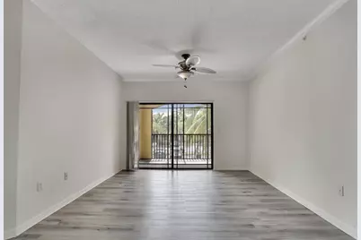 2725 Anzio Court #202, Palm Beach Gardens, FL 33410 - Photo 2