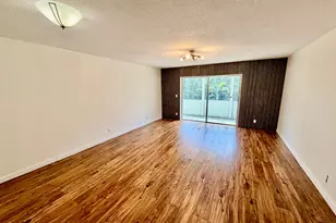 1000 NE 14th Ave, Hallandale Beach, FL 33009 - Photo 2