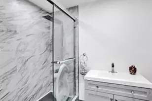 833 NW 81st Ave, Plantation, FL 33324 - Photo 20