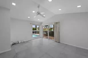 22586 Esplanada Dr, Boca Raton, FL 33433 - Photo 16