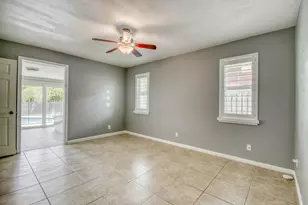 4359 Daffodil Cir N, Palm Beach Gardens, FL 33410 - Photo 18