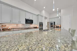 11555 SW Apple Blossom Trail, Port Saint Lucie, FL 34987 - Photo 8