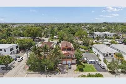 819 SW 7th Avenue, Fort Lauderdale, FL 33315 - Photo 38