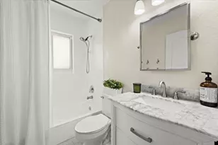14525 NW 88th Ave, Miami Lakes, FL 33018 - Photo 22