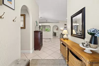 14525 NW 88th Avenue, Miami Lakes, FL 33018 - Photo 2