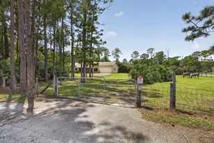 6045 Hall Blvd, The Acreage, FL 33470 - Photo 10