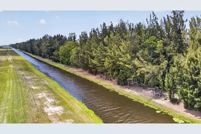 6045 Hall Boulevard, The Acreage, FL 33470 - Photo 94