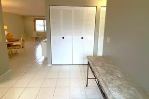 180 Sarita Ct, Royal Palm Beach, FL 33411 - Photo 2
