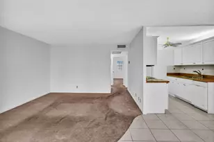 2066 Exeter D, Boca Raton, FL 33434 - Photo 6