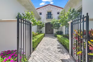 11202 Orange Hibiscus Ln, Palm Beach Gardens, FL 33418 - Photo 4