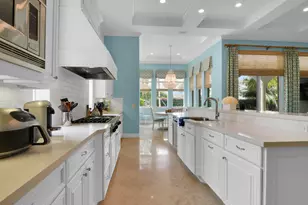 11202 Orange Hibiscus Ln, Palm Beach Gardens, FL 33418 - Photo 12