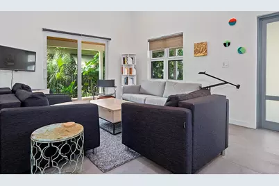 112 S J Street, Lake Worth Beach, FL 33460 - Photo 4